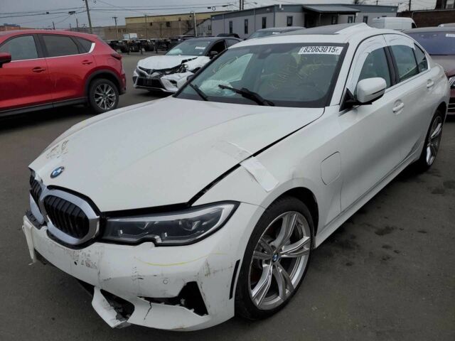 Білий БМВ 3 Серія, об'ємом двигуна 2 л та пробігом 72 тис. км за 20200 $, фото 1 на Automoto.ua