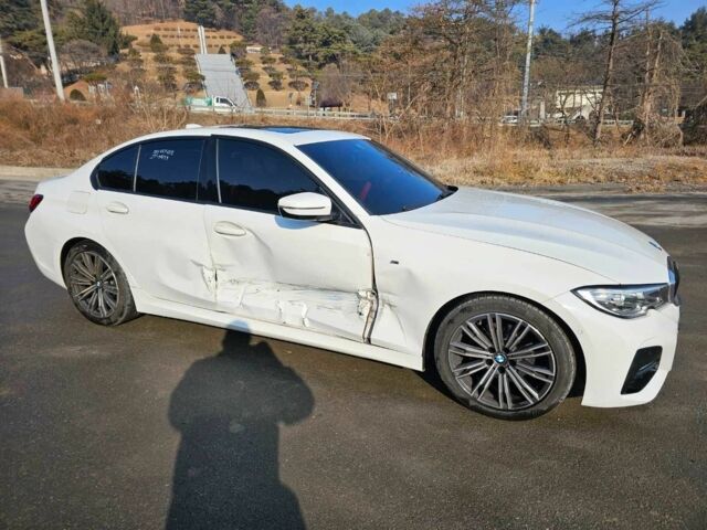 Белый БМВ 3 Серия, объемом двигателя 2 л и пробегом 67 тыс. км за 9400 $, фото 1 на Automoto.ua