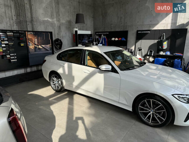Белый БМВ 3 Серия, объемом двигателя 2 л и пробегом 1 тыс. км за 41500 $, фото 1 на Automoto.ua