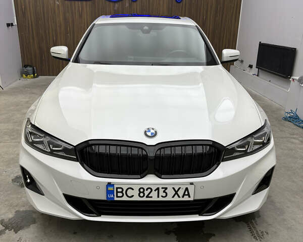 Белый БМВ 3 Серия, объемом двигателя 2 л и пробегом 9 тыс. км за 40500 $, фото 1 на Automoto.ua