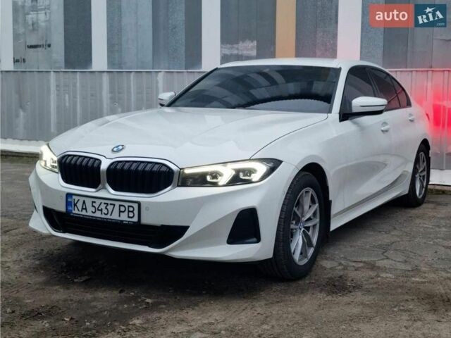 Белый БМВ 3 Серия, объемом двигателя 2 л и пробегом 14 тыс. км за 35400 $, фото 1 на Automoto.ua