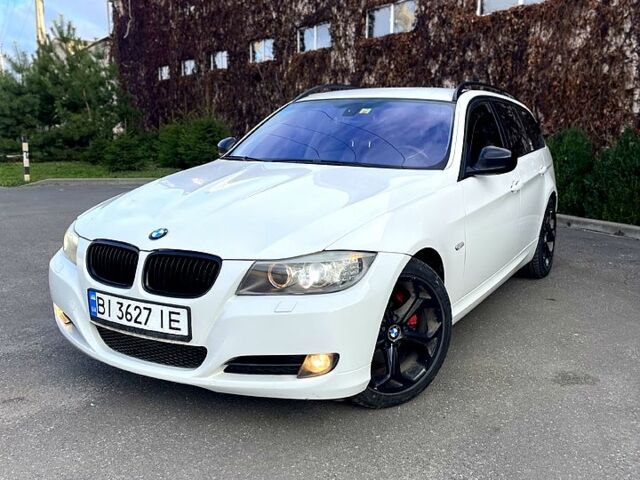 Белый БМВ 3 Серия, объемом двигателя 2 л и пробегом 400 тыс. км за 8400 $, фото 1 на Automoto.ua