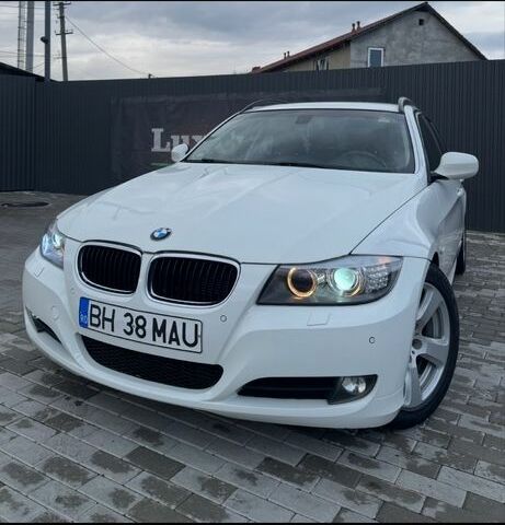 Білий БМВ 3 Серія, об'ємом двигуна 2 л та пробігом 311 тис. км за 4200 $, фото 1 на Automoto.ua