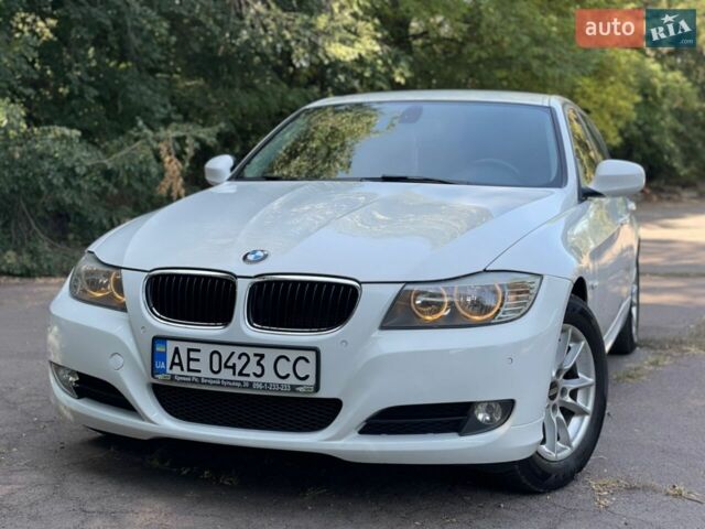 Белый БМВ 3 Серия, объемом двигателя 2 л и пробегом 198 тыс. км за 7800 $, фото 1 на Automoto.ua