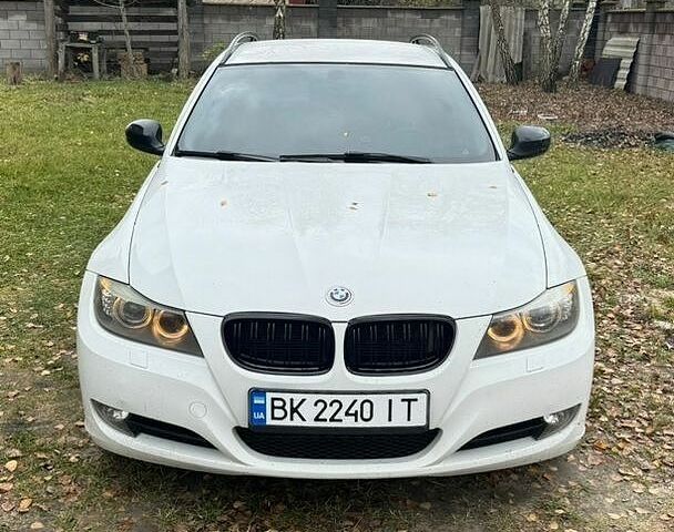 Білий БМВ 3 Серія, об'ємом двигуна 2 л та пробігом 390 тис. км за 6999 $, фото 1 на Automoto.ua