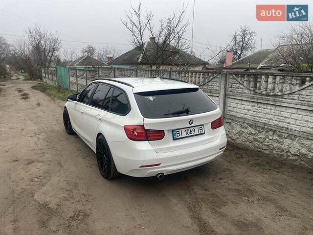 Белый БМВ 3 Серия, объемом двигателя 2 л и пробегом 217 тыс. км за 15000 $, фото 1 на Automoto.ua