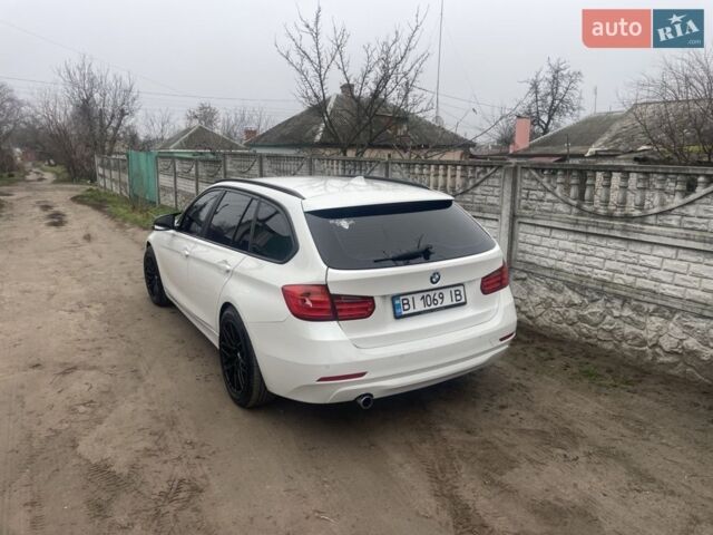 Белый БМВ 3 Серия, объемом двигателя 2 л и пробегом 217 тыс. км за 15000 $, фото 1 на Automoto.ua