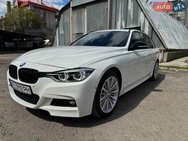 Білий БМВ 3 Серія, об'ємом двигуна 2 л та пробігом 125 тис. км за 16500 $, фото 1 на Automoto.ua