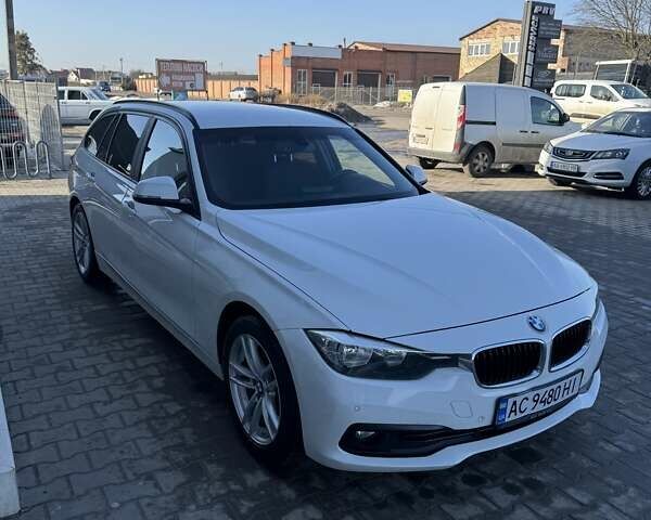 Белый БМВ 3 Серия, объемом двигателя 2 л и пробегом 286 тыс. км за 15000 $, фото 1 на Automoto.ua