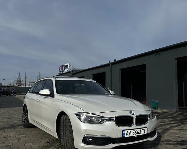 Белый БМВ 3 Серия, объемом двигателя 2 л и пробегом 100 тыс. км за 19500 $, фото 1 на Automoto.ua