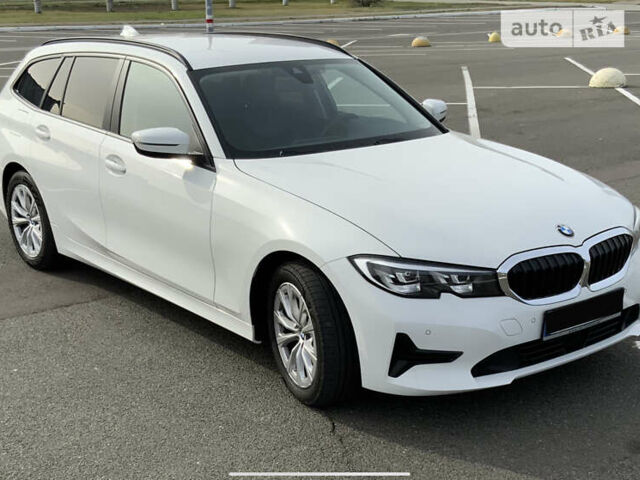 Білий БМВ 3 Серія, об'ємом двигуна 2 л та пробігом 140 тис. км за 25750 $, фото 1 на Automoto.ua