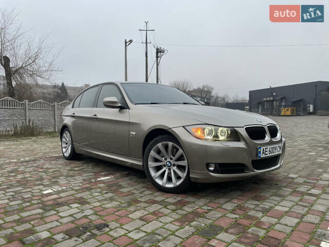 Бежевый БМВ 3 Серия, объемом двигателя 3 л и пробегом 187 тыс. км за 8000 $, фото 1 на Automoto.ua
