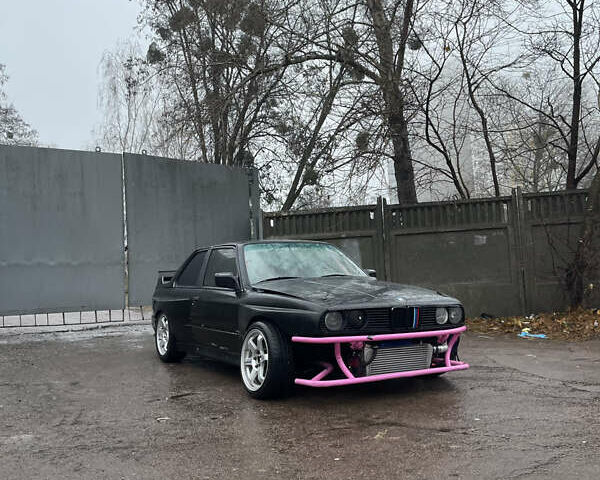 Чорний БМВ 3 Серія, об'ємом двигуна 1.77 л та пробігом 100 тис. км за 7800 $, фото 1 на Automoto.ua