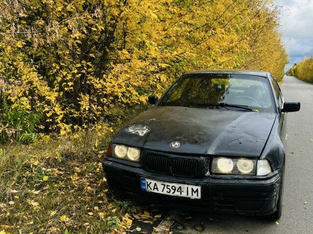 Чорний БМВ 3 Серія, об'ємом двигуна 1.9 л та пробігом 200 тис. км за 1800 $, фото 1 на Automoto.ua