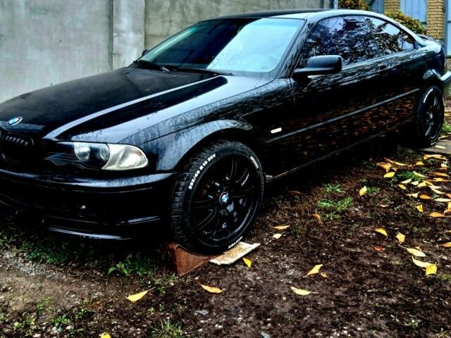 Черный БМВ 3 Серия, объемом двигателя 0 л и пробегом 380 тыс. км за 7500 $, фото 1 на Automoto.ua