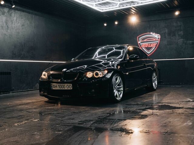 Чорний БМВ 3 Серія, об'ємом двигуна 3 л та пробігом 185 тис. км за 15555 $, фото 1 на Automoto.ua