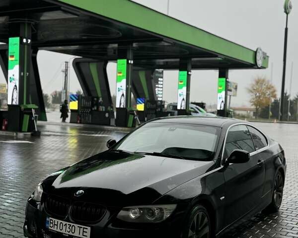 Черный БМВ 3 Серия, объемом двигателя 3 л и пробегом 185 тыс. км за 11500 $, фото 1 на Automoto.ua