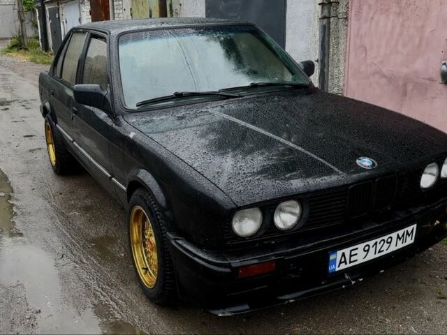 Черный БМВ 3 Серия, объемом двигателя 2 л и пробегом 1 тыс. км за 2000 $, фото 1 на Automoto.ua