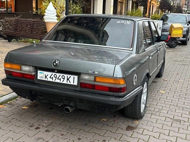 Черный БМВ 3 Серия, объемом двигателя 2 л и пробегом 240 тыс. км за 1400 $, фото 1 на Automoto.ua