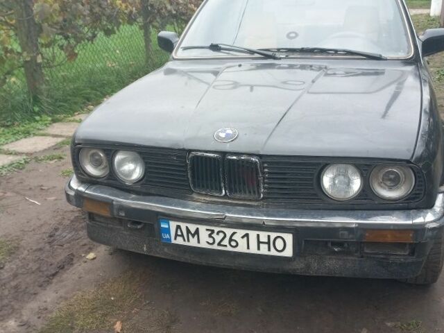 Черный БМВ 3 Серия, объемом двигателя 1.8 л и пробегом 90 тыс. км за 1500 $, фото 1 на Automoto.ua