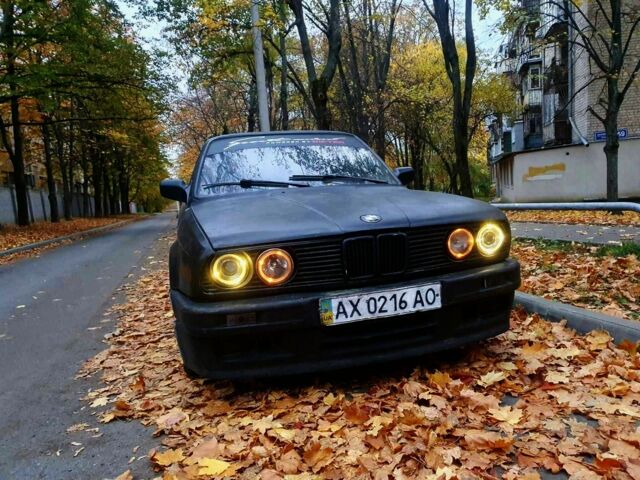 Чорний БМВ 3 Серія, об'ємом двигуна 1.8 л та пробігом 286 тис. км за 951 $, фото 1 на Automoto.ua