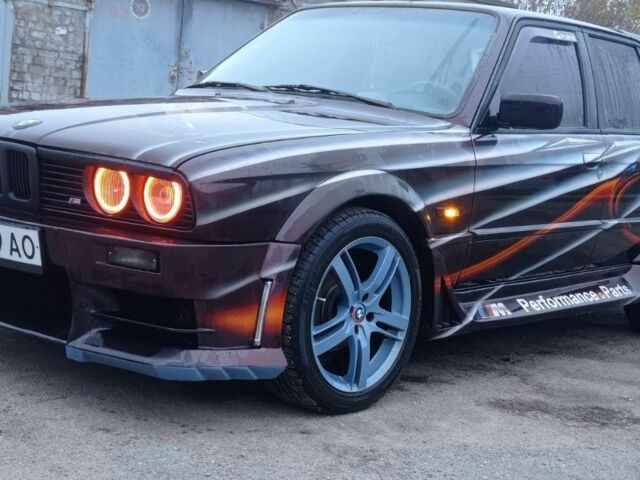 Чорний БМВ 3 Серія, об'ємом двигуна 2 л та пробігом 222 тис. км за 8500 $, фото 1 на Automoto.ua