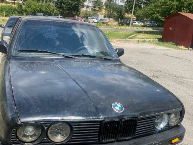 Черный БМВ 3 Серия, объемом двигателя 1.8 л и пробегом 3 тыс. км за 1015 $, фото 1 на Automoto.ua