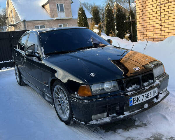 Чорний БМВ 3 Серія, об'ємом двигуна 2.49 л та пробігом 270 тис. км за 3200 $, фото 1 на Automoto.ua