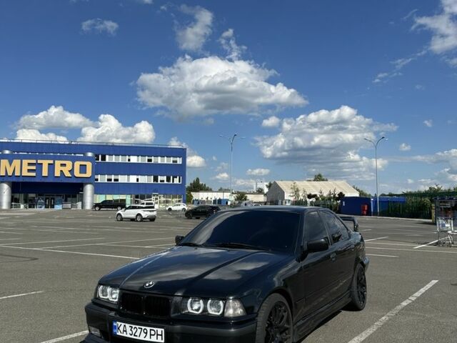 Чорний БМВ 3 Серія, об'ємом двигуна 2.5 л та пробігом 190 тис. км за 4600 $, фото 1 на Automoto.ua