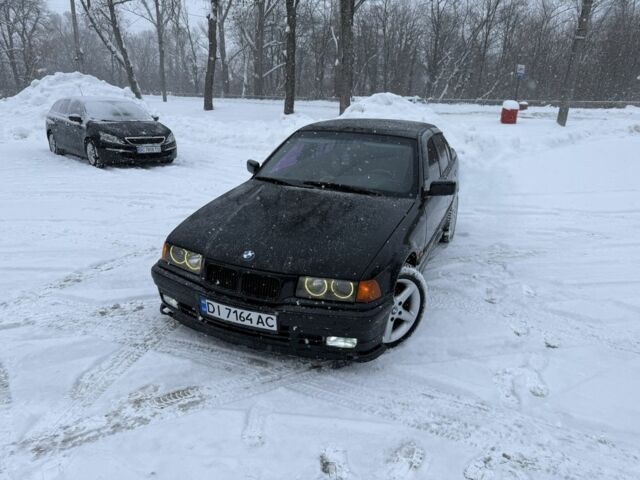 Чорний БМВ 3 Серія, об'ємом двигуна 1.6 л та пробігом 250 тис. км за 2300 $, фото 1 на Automoto.ua