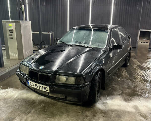 Чорний БМВ 3 Серія, об'ємом двигуна 1.78 л та пробігом 500 тис. км за 1700 $, фото 1 на Automoto.ua