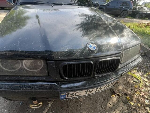 Чорний БМВ 3 Серія, об'ємом двигуна 2 л та пробігом 300 тис. км за 2408 $, фото 1 на Automoto.ua