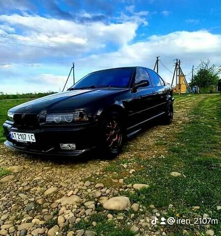 Черный БМВ 3 Серия, объемом двигателя 1.99 л и пробегом 577 тыс. км за 5500 $, фото 1 на Automoto.ua