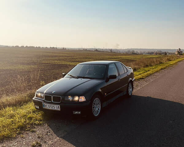 Черный БМВ 3 Серия, объемом двигателя 1.99 л и пробегом 245 тыс. км за 5200 $, фото 1 на Automoto.ua