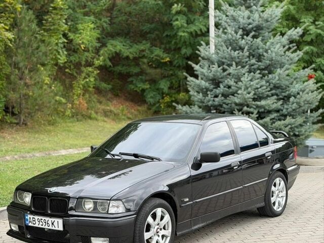 Чорний БМВ 3 Серія, об'ємом двигуна 1.99 л та пробігом 334 тис. км за 3650 $, фото 1 на Automoto.ua