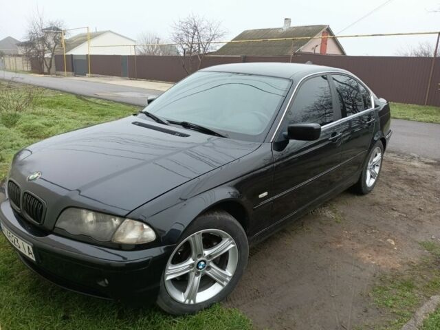 Чорний БМВ 3 Серія, об'ємом двигуна 2 л та пробігом 35 тис. км за 3600 $, фото 1 на Automoto.ua