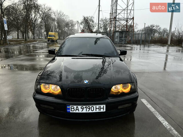 Черный БМВ 3 Серия, объемом двигателя 1.9 л и пробегом 374 тыс. км за 3999 $, фото 1 на Automoto.ua