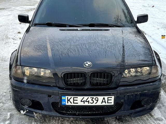 Черный БМВ 3 Серия, объемом двигателя 1.9 л и пробегом 300 тыс. км за 5000 $, фото 1 на Automoto.ua