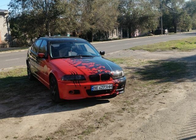Черный БМВ 3 Серия, объемом двигателя 2 л и пробегом 2 тыс. км за 3615 $, фото 1 на Automoto.ua