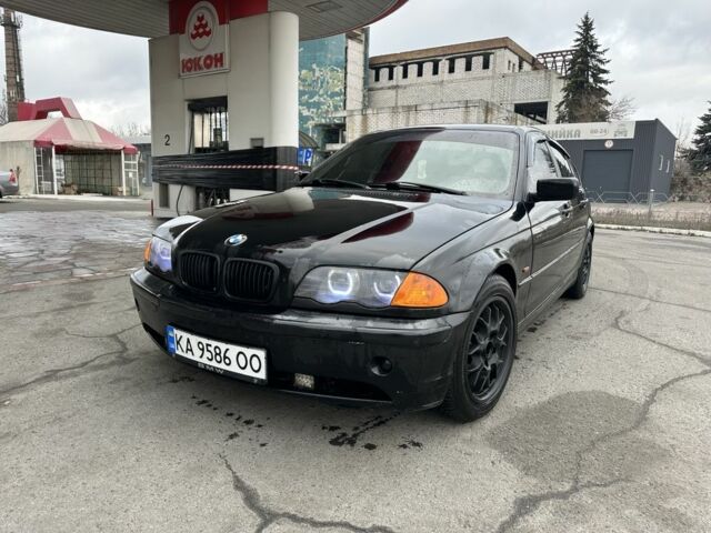 Черный БМВ 3 Серия, объемом двигателя 1.9 л и пробегом 313 тыс. км за 3600 $, фото 1 на Automoto.ua