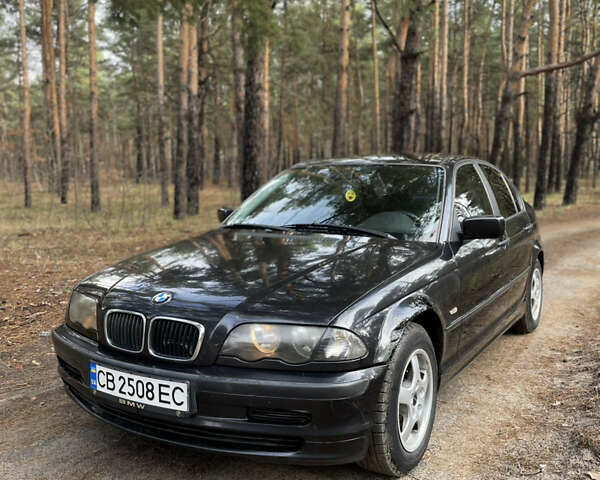 Черный БМВ 3 Серия, объемом двигателя 1.9 л и пробегом 300 тыс. км за 2800 $, фото 1 на Automoto.ua
