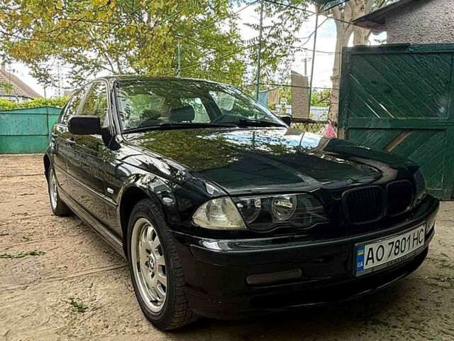 Черный БМВ 3 Серия, объемом двигателя 2 л и пробегом 200 тыс. км за 2900 $, фото 1 на Automoto.ua