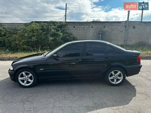 Черный БМВ 3 Серия, объемом двигателя 1.9 л и пробегом 222 тыс. км за 4700 $, фото 1 на Automoto.ua
