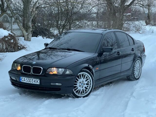 Черный БМВ 3 Серия, объемом двигателя 2 л и пробегом 560 тыс. км за 4590 $, фото 1 на Automoto.ua