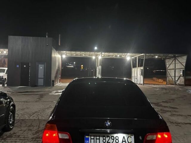 Черный БМВ 3 Серия, объемом двигателя 1.9 л и пробегом 350 тыс. км за 2800 $, фото 1 на Automoto.ua