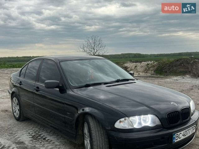 Черный БМВ 3 Серия, объемом двигателя 1.9 л и пробегом 350 тыс. км за 3000 $, фото 1 на Automoto.ua