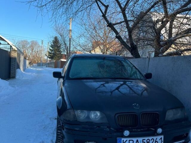 Черный БМВ 3 Серия, объемом двигателя 2 л и пробегом 300 тыс. км за 2200 $, фото 1 на Automoto.ua