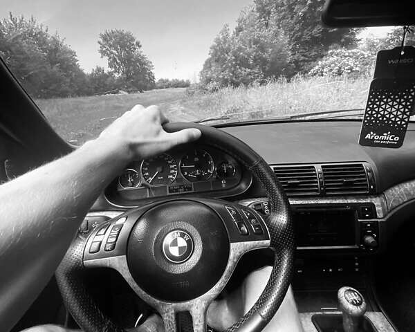 Черный БМВ 3 Серия, объемом двигателя 2 л и пробегом 280 тыс. км за 3700 $, фото 1 на Automoto.ua