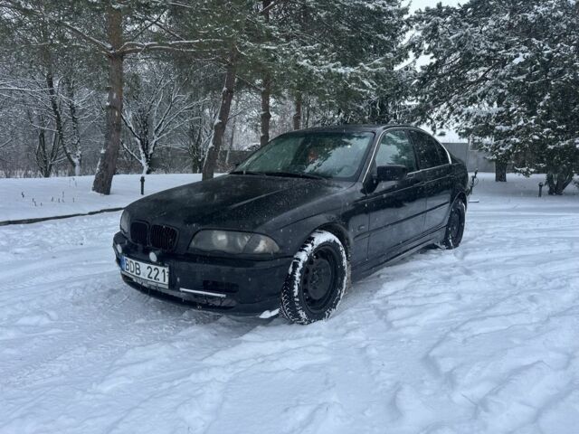 Черный БМВ 3 Серия, объемом двигателя 2 л и пробегом 250 тыс. км за 1650 $, фото 1 на Automoto.ua