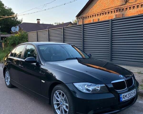 Черный БМВ 3 Серия, объемом двигателя 2 л и пробегом 210 тыс. км за 6300 $, фото 1 на Automoto.ua